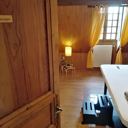 Domaine Du Mas Naut 4*