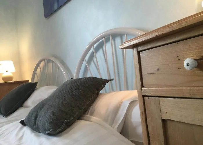 Domaine Du Mas Naut Couette-café 4*